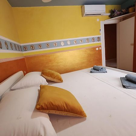 Pia Apartment Dugi Rat Exteriör bild